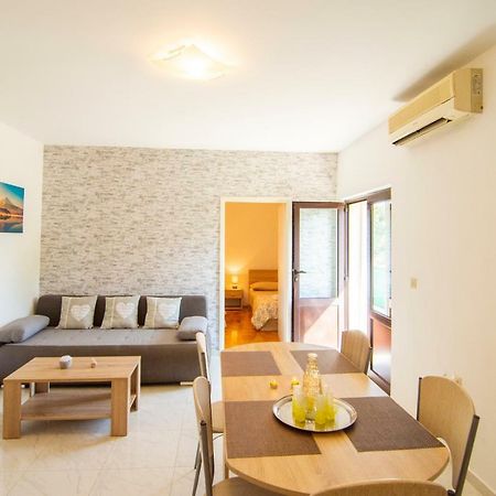 Apartmani Perkovic Gustirna Exteriör bild